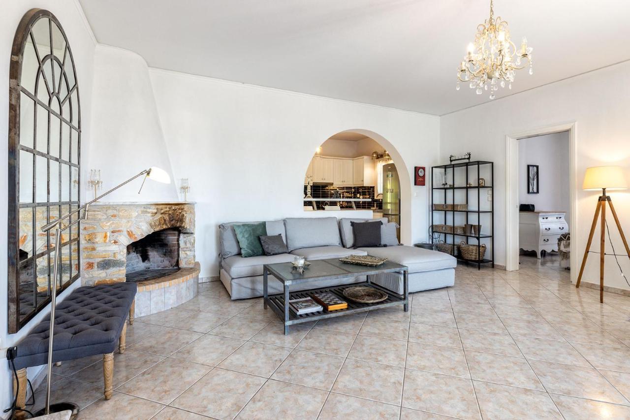 Daphne'S Lux Villa Paraspori  Luaran gambar