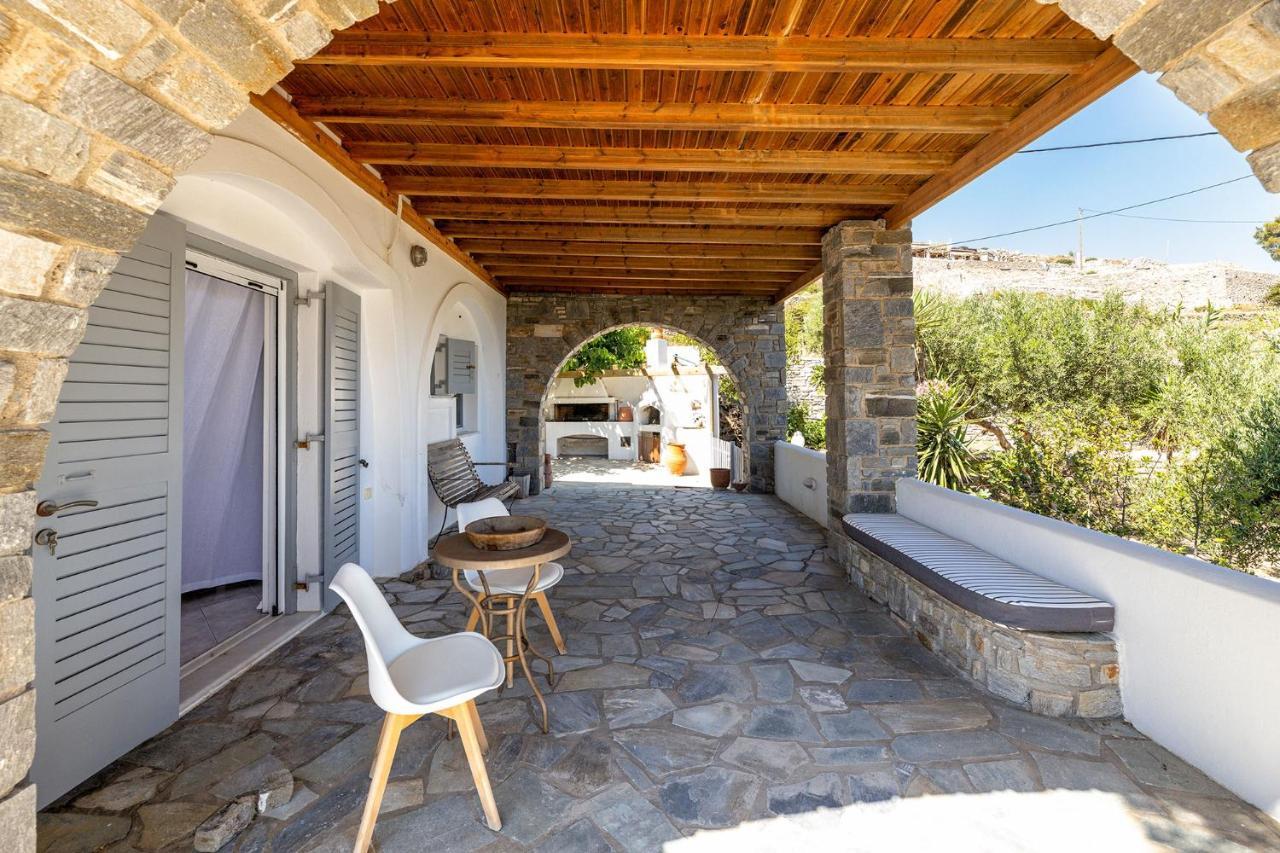 Daphne'S Lux Villa Paraspori  Luaran gambar