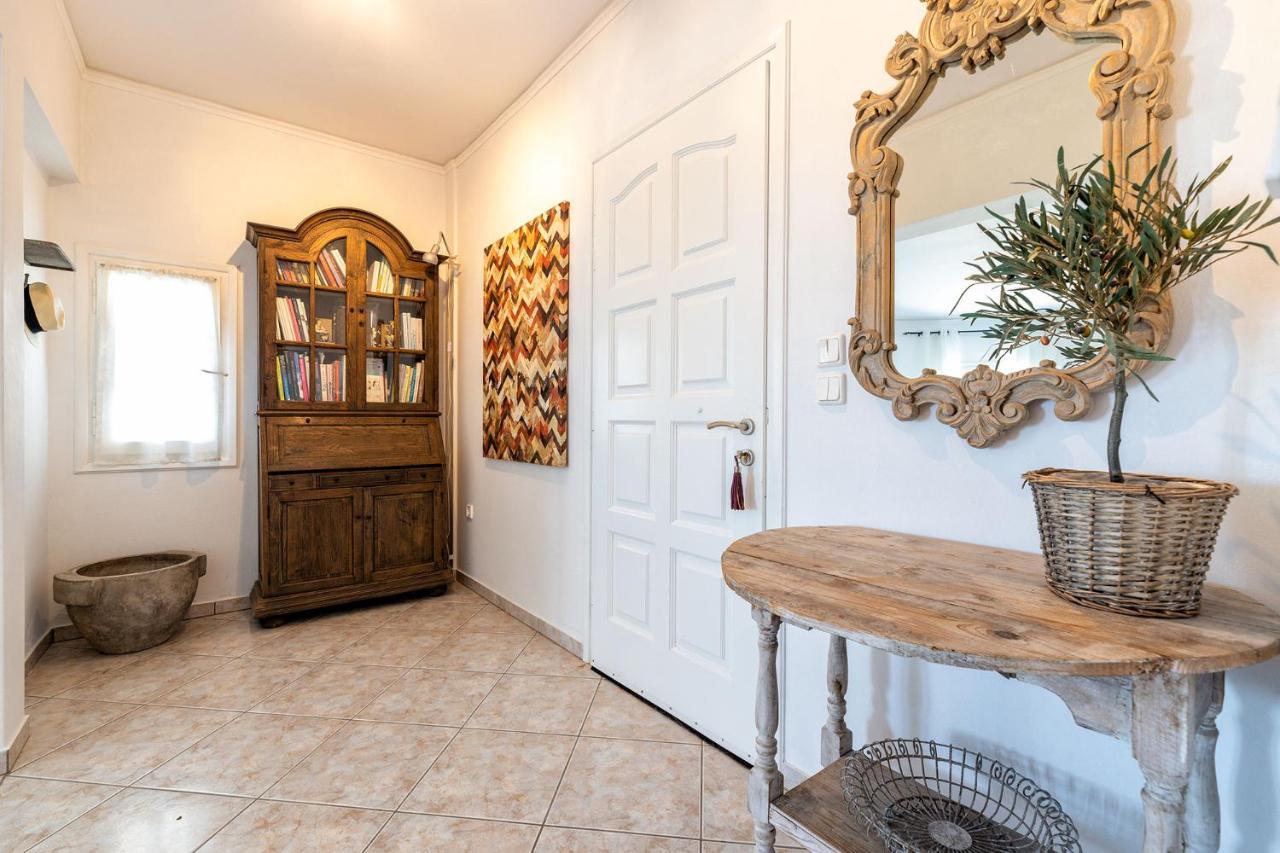 Daphne'S Lux Villa Paraspori  Luaran gambar