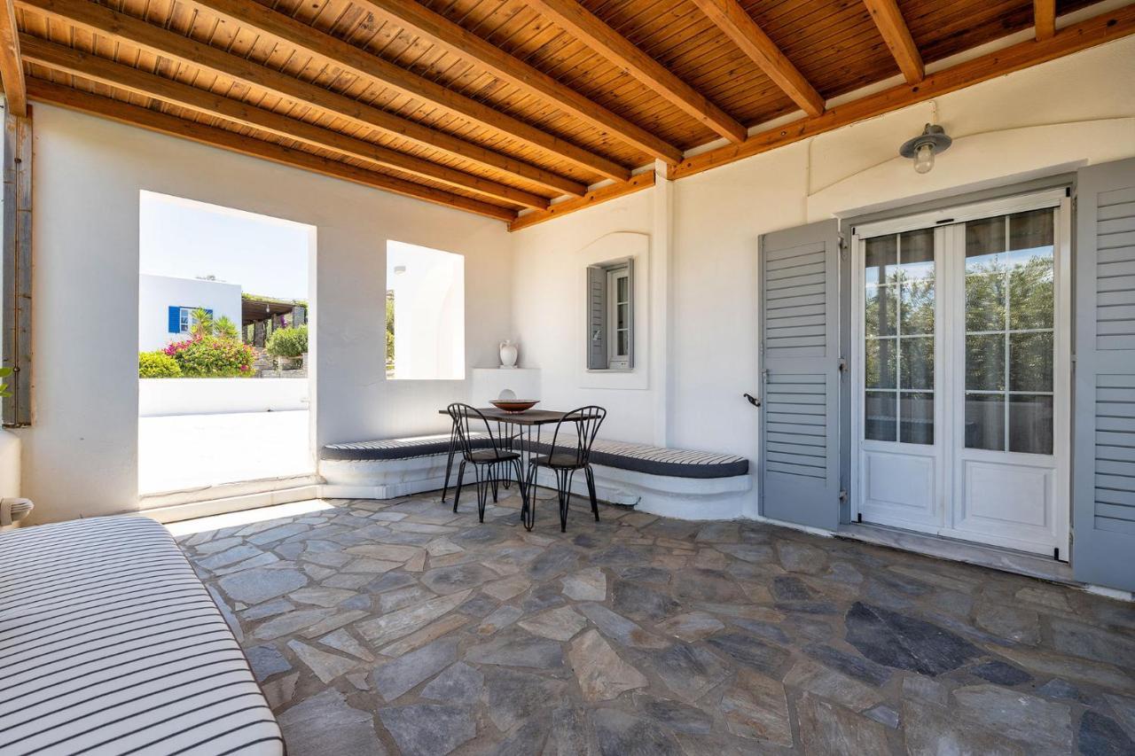Daphne'S Lux Villa Paraspori  Luaran gambar
