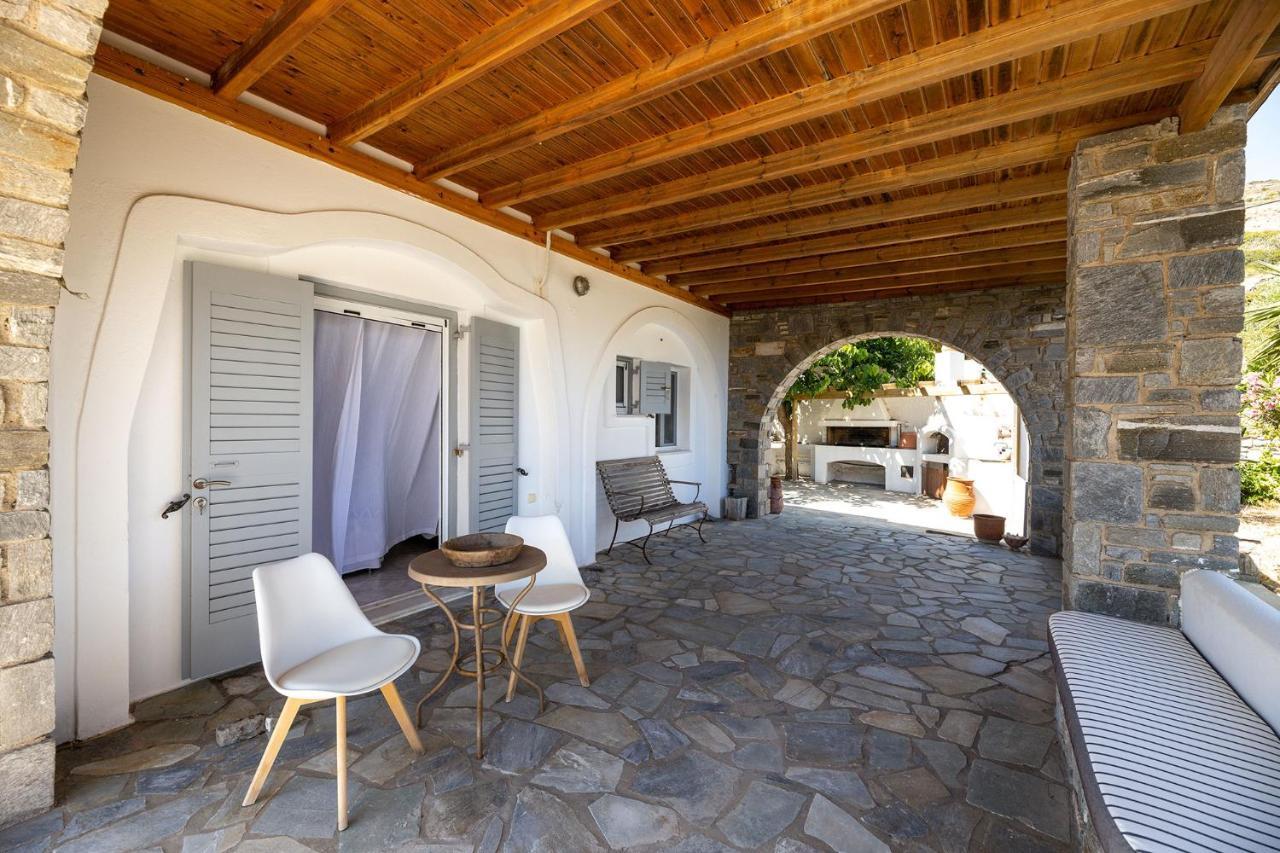 Daphne'S Lux Villa Paraspori  Luaran gambar