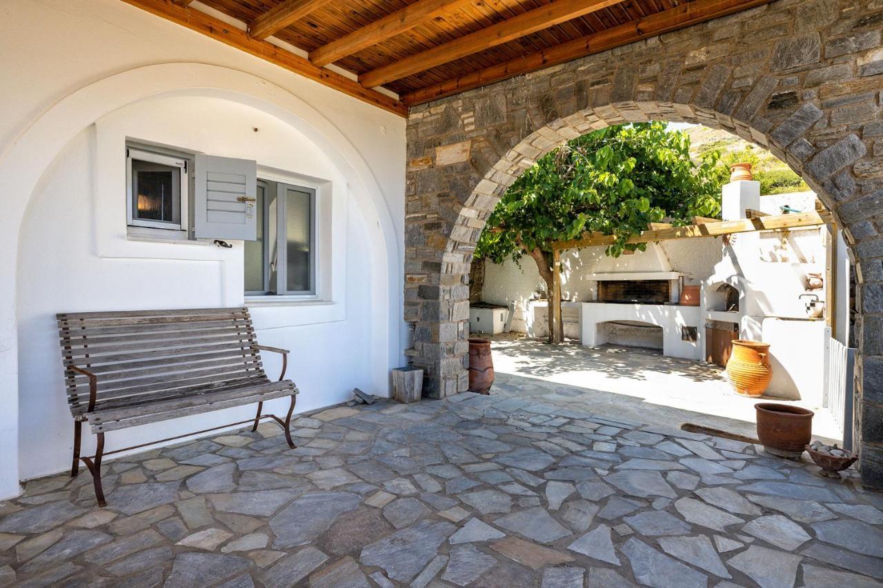 Daphne'S Lux Villa Paraspori  Luaran gambar