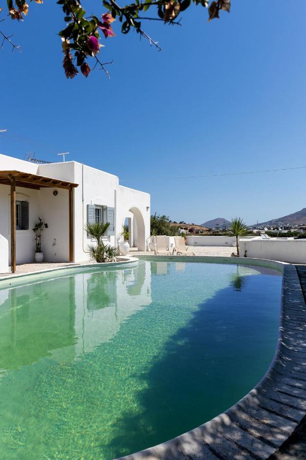 Daphne'S Lux Villa Paraspori  Luaran gambar